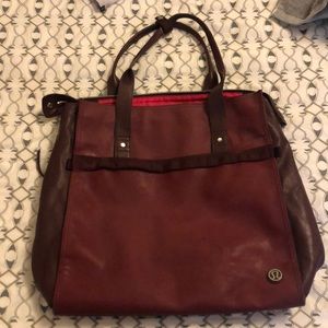 Maroon Lululemon tote bag